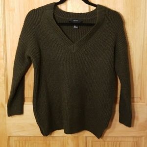 V-neck sweater- Size S, Forever 21